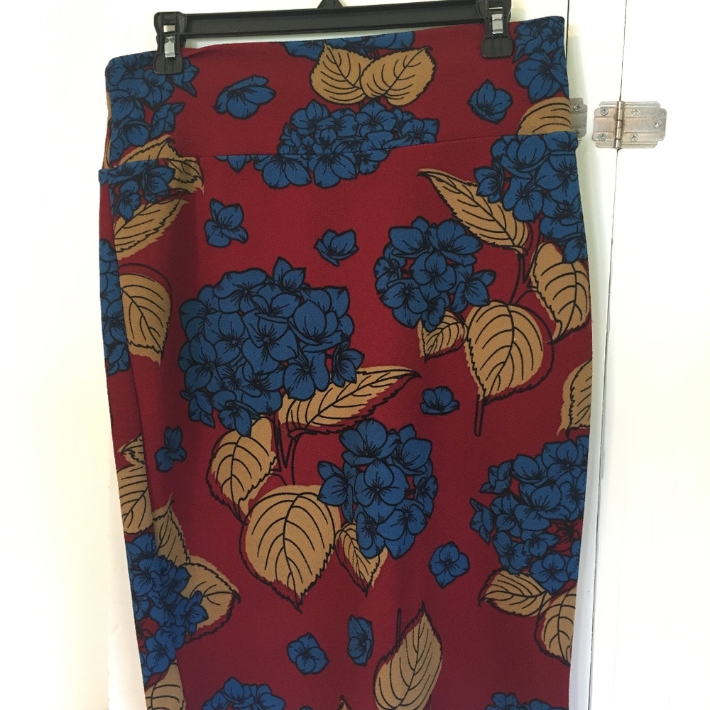 LuLaRoe Cassie Skirt